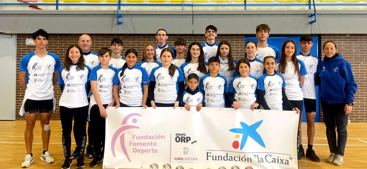 Club-Patinaje-Al-Andalus-con-trofeos-de-Ogíjares