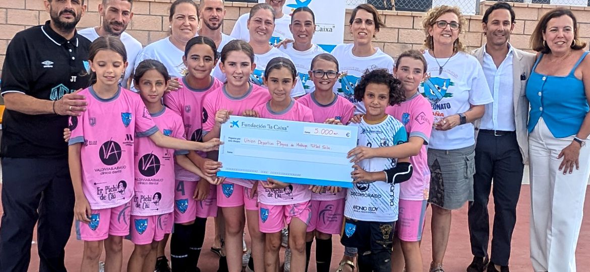 ud-playas-de-malaga-reciben-donacion-de-fundacion-la-caixa