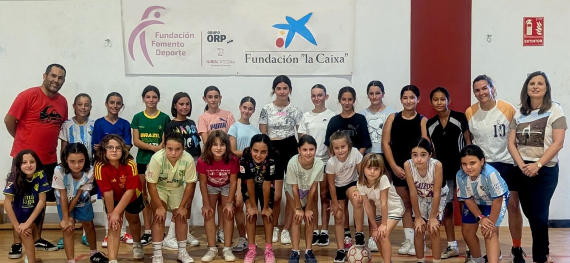 escuela-futbol-sala-femenino-Torre-de-Casabermeja